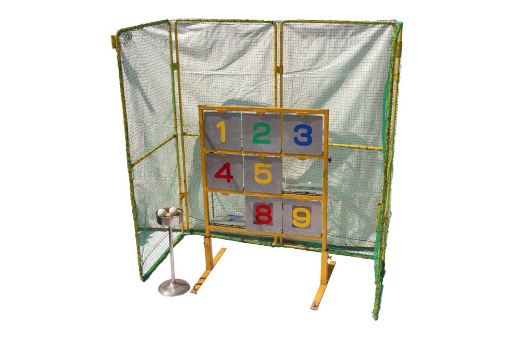 ストラックアウト